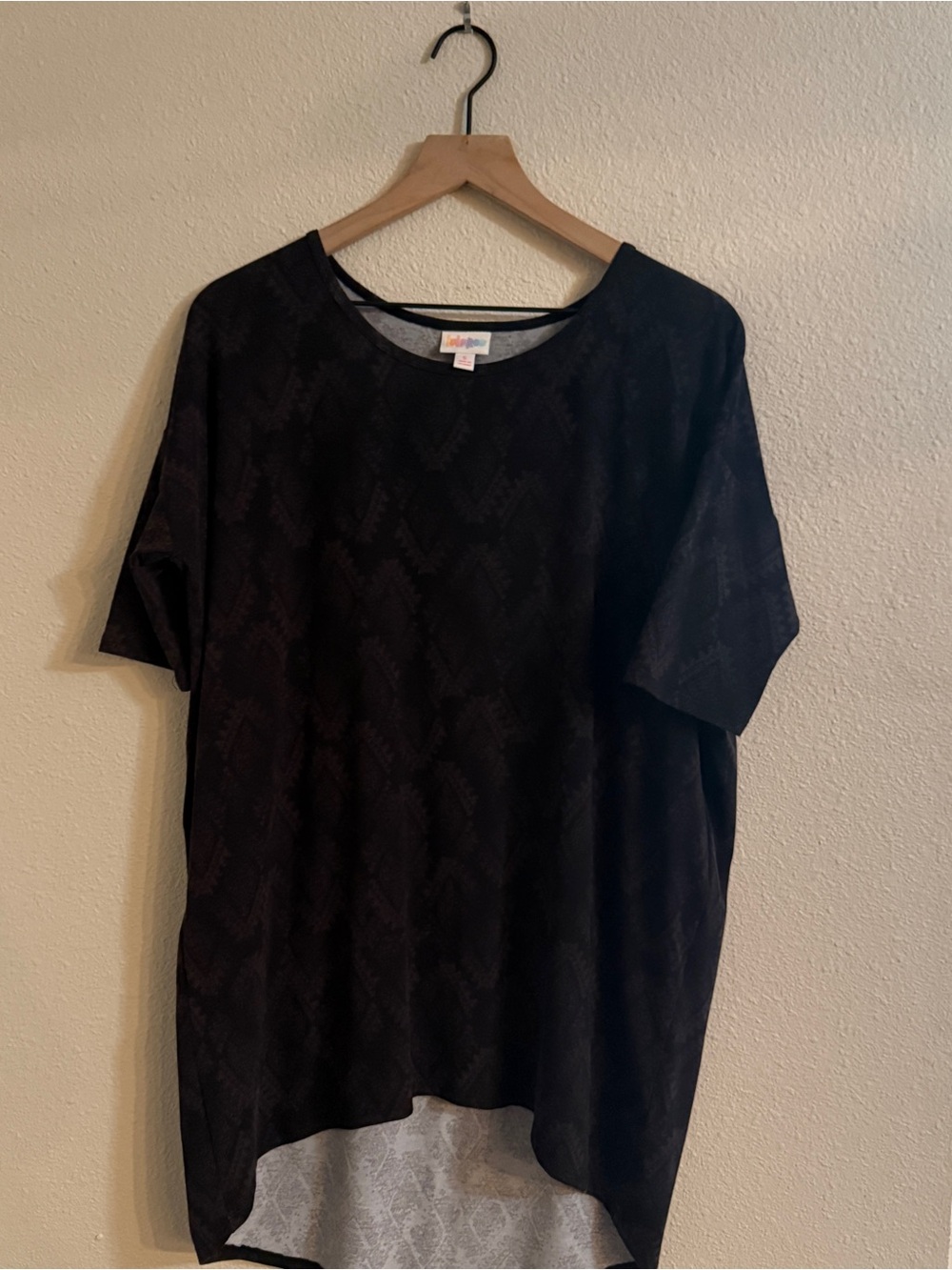 LuLaRoe Irma Shirt Black and Deep Maroon Tunic - Small